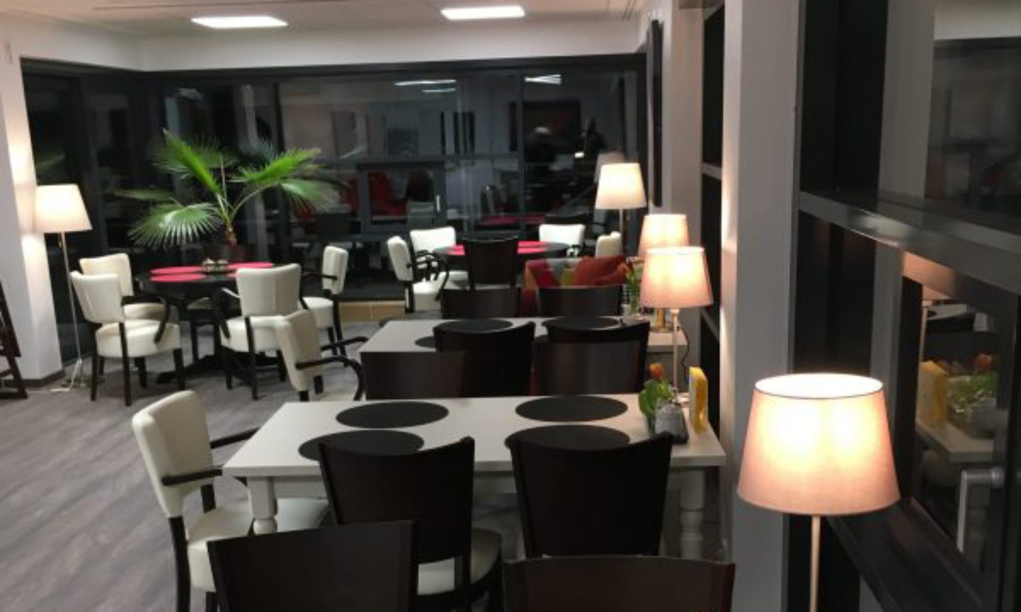 Buntes Sofa  'Das CAFÉ'